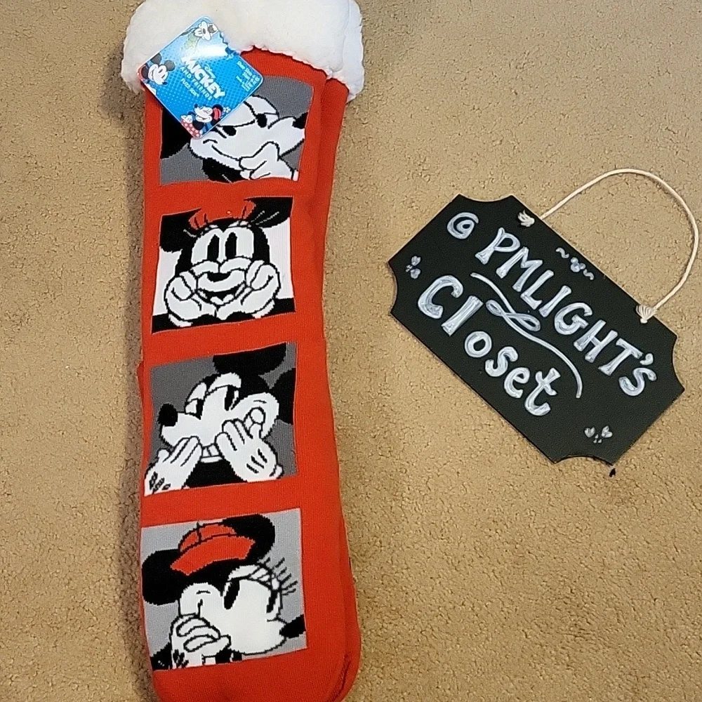Red Disney Christmas Fuzzy Socks New Mickey Mouse New
